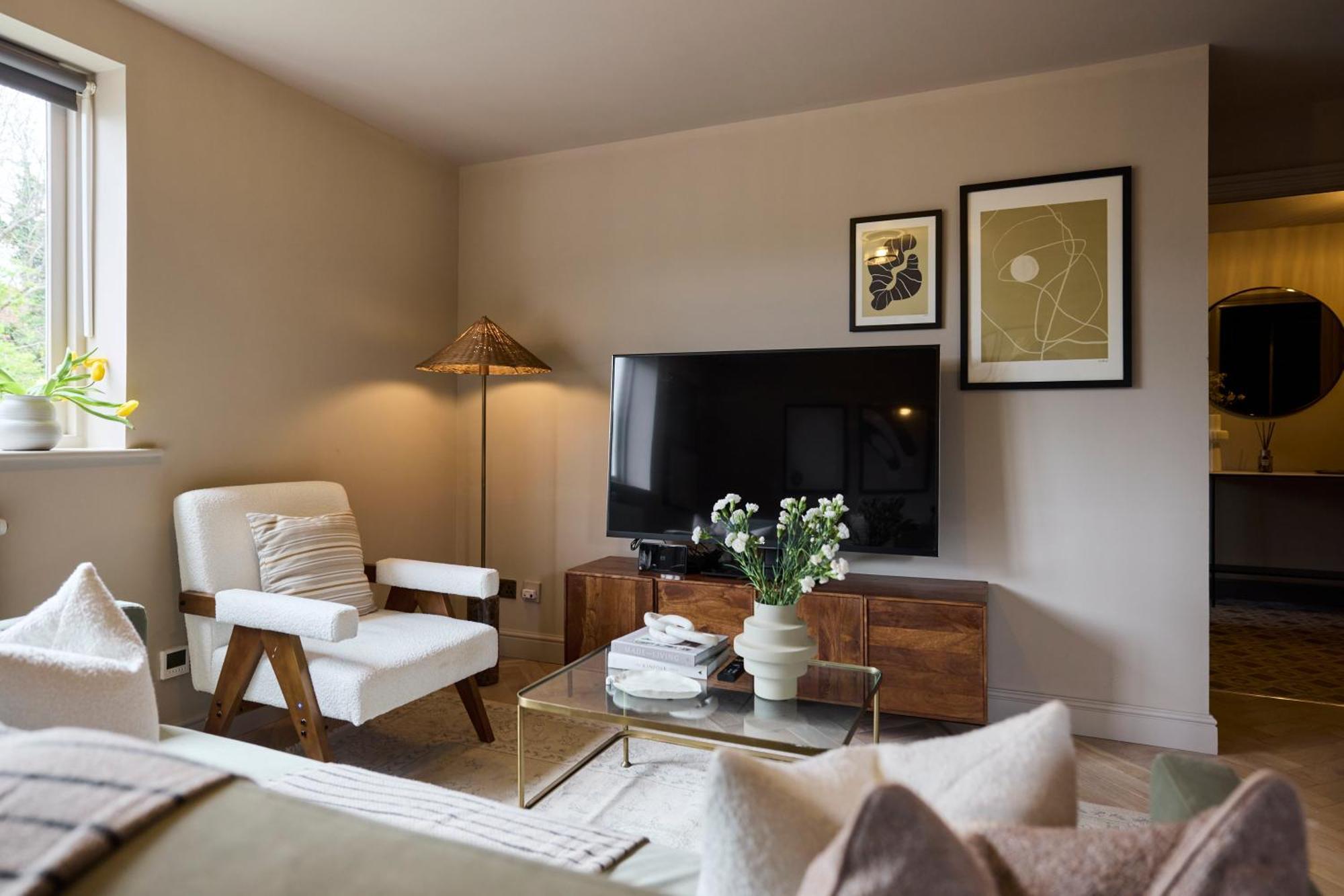 The Wonder - Lovely 1bdr Flat With Parking Twickenham